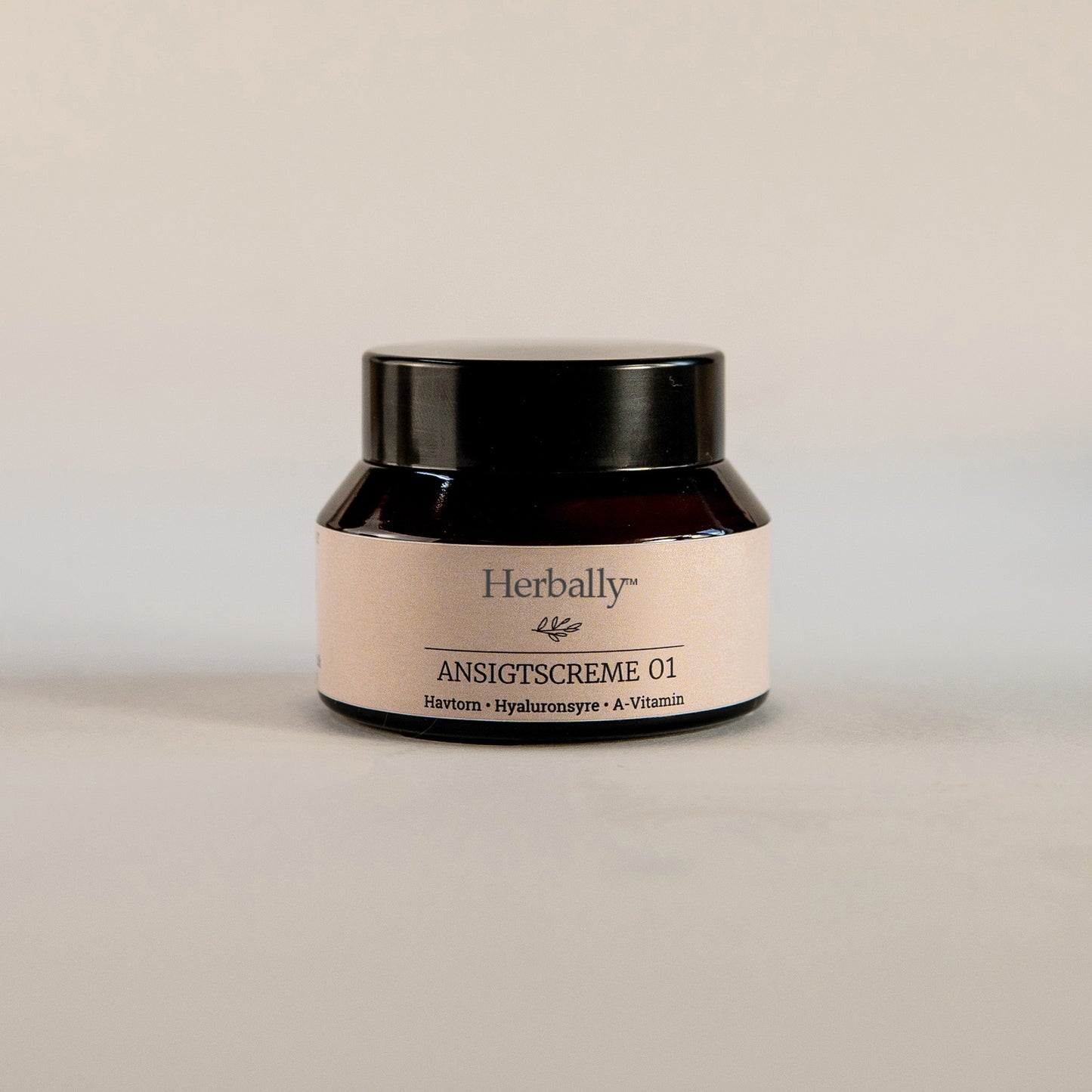 FACIAL CREME 01